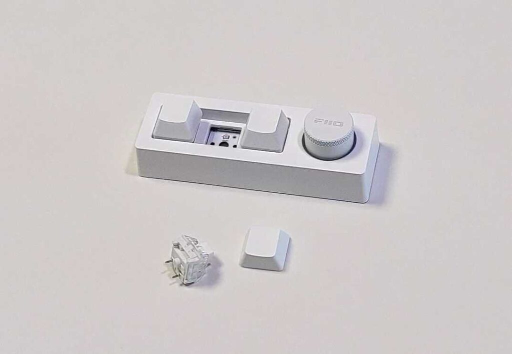 핫스왑이 가능한 Fiio 뮤직 매크로 키보드
