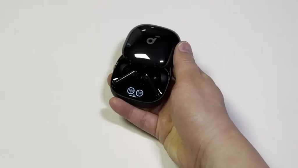 앤커 리버티4 프로 외관